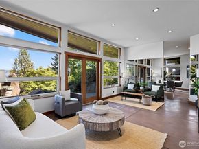 4502 55th Avenue NE, Seattle WA 98105