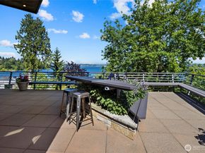 4502 55th Avenue NE, Seattle WA 98105