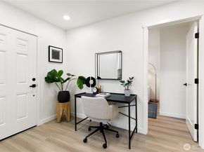 11 SW 100th Street, Seattle WA 98146