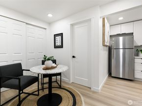 11 SW 100th Street, Seattle WA 98146