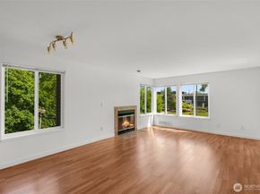 10329 Meridian Avenue N A201, Seattle WA 98133