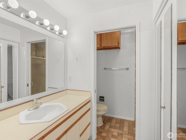 10329 Meridian Avenue N A201, Seattle WA 98133