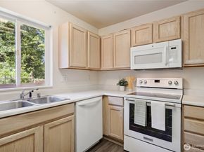 9810 23rd Avenue SE, Everett WA 98208