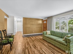 11611 NE 134th St, Kirkland WA 98034