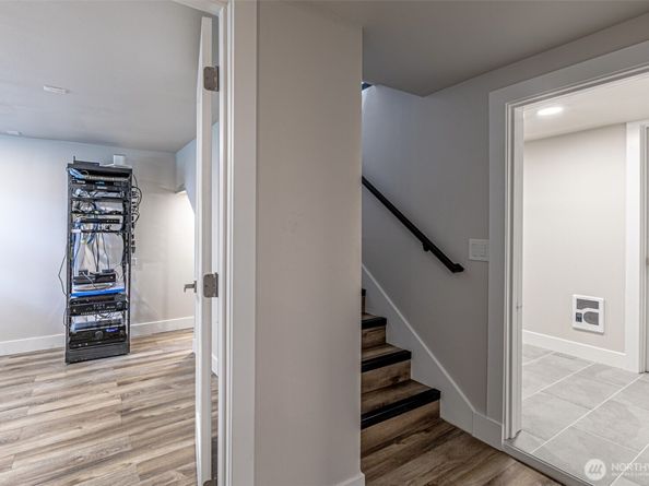 469 Hoquiam Avenue NE, Renton WA 98059