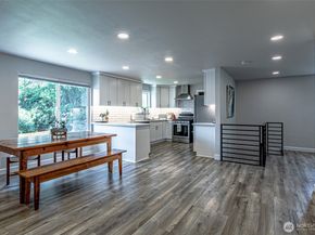 469 Hoquiam Avenue NE, Renton WA 98059