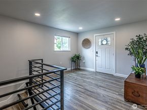 469 Hoquiam Avenue NE, Renton WA 98059