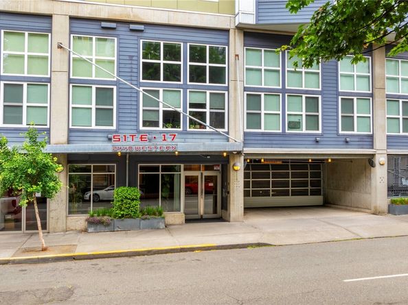 2440 Western Avenue 807, Seattle WA 98121