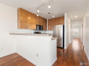 2440 Western Avenue 807, Seattle WA 98121