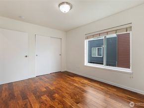 2440 Western Avenue 807, Seattle WA 98121