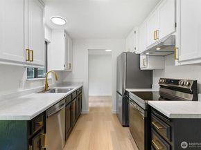 5410 240th Street SW, Mountlake Terrace WA 98043