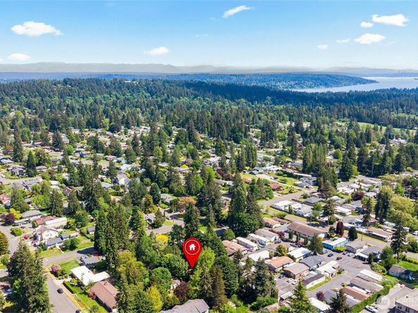5410 240th Street SW, Mountlake Terrace WA 98043