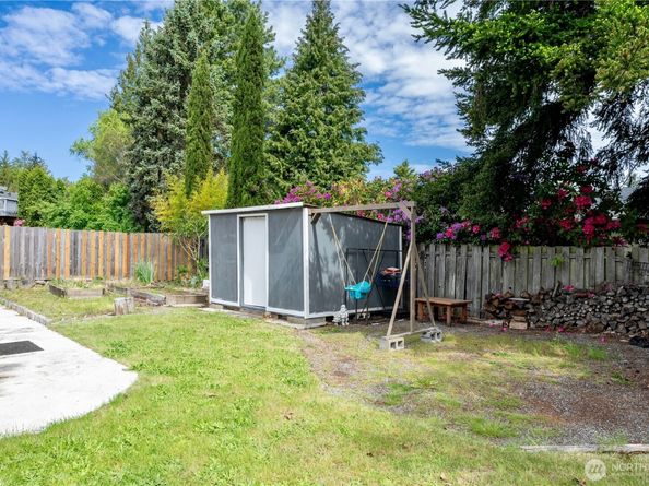 12506 SE 232nd st, Kent WA 98031