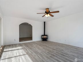 12506 SE 232nd st, Kent WA 98031