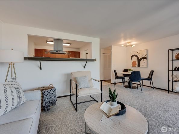 9500 Rainier Avenue S 102, Seattle WA 98118