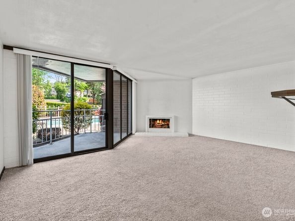 9500 Rainier Avenue S 102, Seattle WA 98118