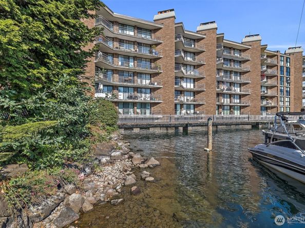 9500 Rainier Avenue S 102, Seattle WA 98118