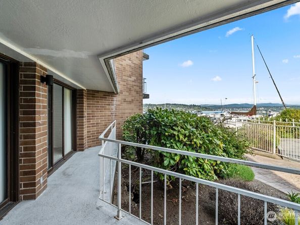 9500 Rainier Avenue S 102, Seattle WA 98118