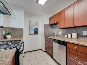 9500 Rainier Avenue S 102, Seattle WA 98118