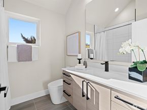 3324 35th Avenue S A, Seattle WA 98144