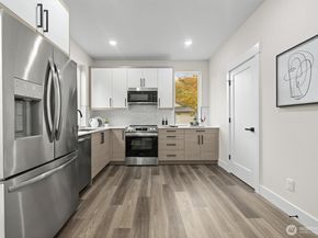 3324 35th Avenue S A, Seattle WA 98144