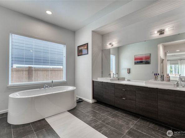 5381 Great Glen Road SW, Port Orchard WA 98367