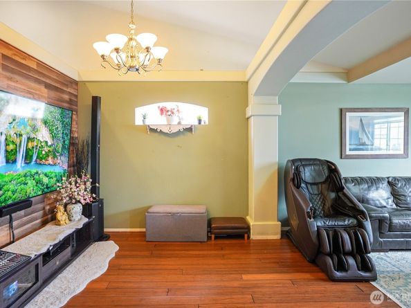 17624 12th Place W, Lynnwood WA 98037