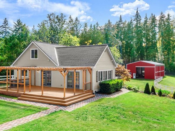 8180 NE West Port Madison Road, Bainbridge Island WA 98110
