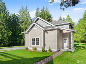 8180 NE West Port Madison Road, Bainbridge Island WA 98110