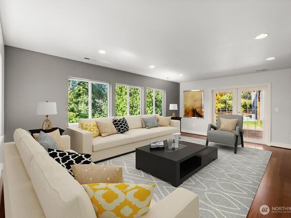 8180 NE West Port Madison Road, Bainbridge Island WA 98110