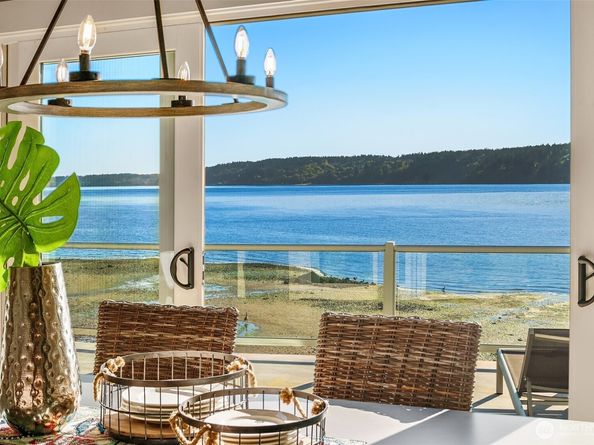 13967 SW 248th Street, Vashon WA 98070
