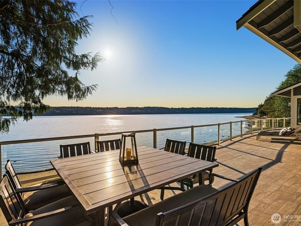 13967 SW 248th Street, Vashon WA 98070
