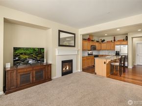 8017 Douglas Avenue SE, Snoqualmie WA 98065