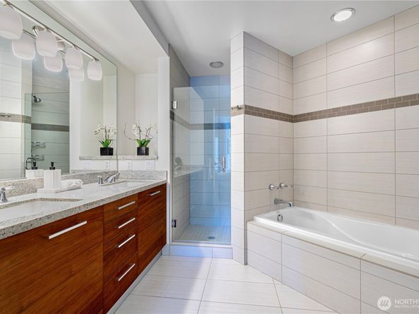 1920 4th Avenue 1809, Seattle WA 98101