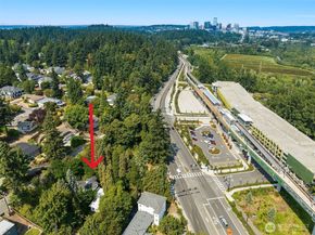 2821 Bellevue Way SE, Bellevue WA 98004
