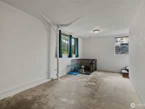 1301 Humphrey Avenue W, Bremerton WA 98312