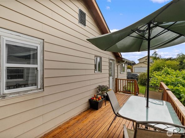 1301 Humphrey Avenue W, Bremerton WA 98312