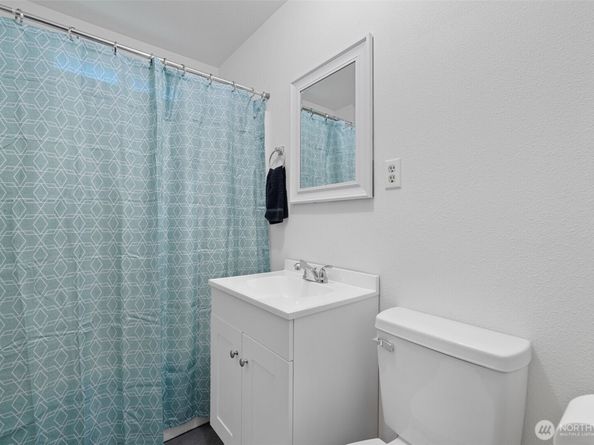 1301 Humphrey Avenue W, Bremerton WA 98312