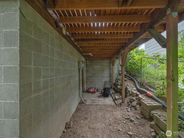 1301 Humphrey Avenue W, Bremerton WA 98312