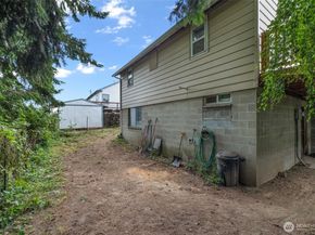 1301 Humphrey Avenue W, Bremerton WA 98312