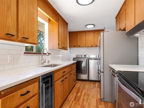 5804 176th Street SW, Lynnwood WA 98037