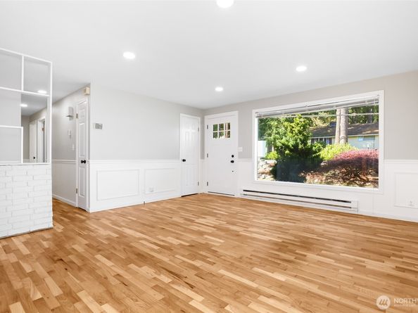 5804 176th Street SW, Lynnwood WA 98037