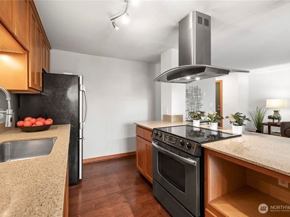 1730 Taylor Avenue N 209, Seattle WA 98109
