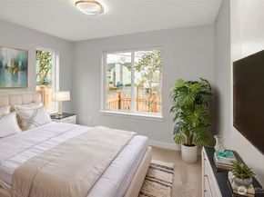 18717 68th Avenue NE 105, Kenmore WA 98028