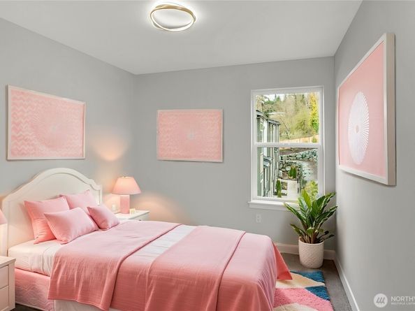 18717 68th Avenue NE 105, Kenmore WA 98028