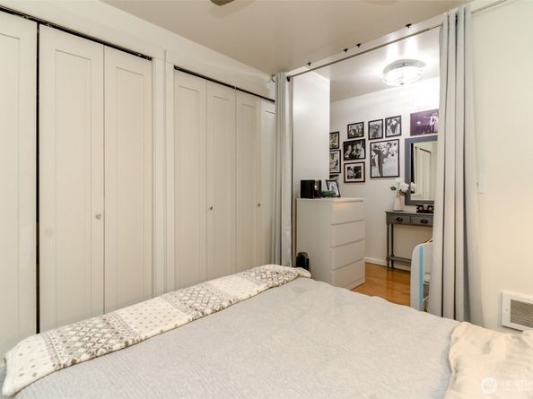 76 Cedar Street 207, Seattle WA 98121