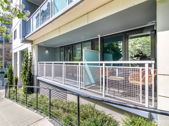 76 Cedar Street 207, Seattle WA 98121