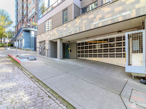 76 Cedar Street 207, Seattle WA 98121