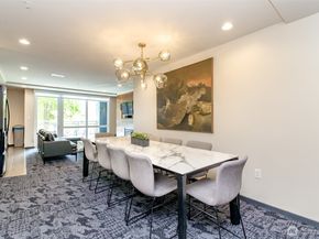 76 Cedar Street 207, Seattle WA 98121