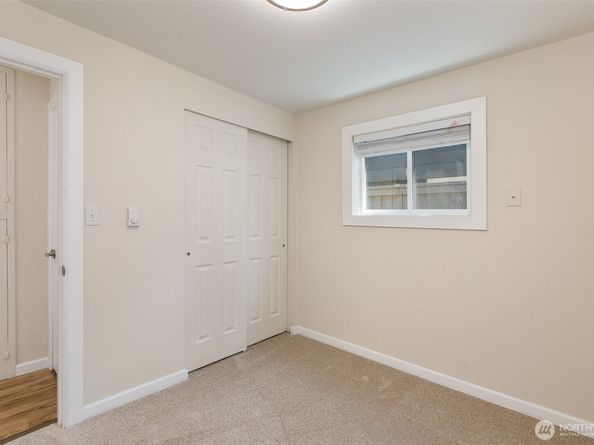 3513 NE 7th Place, Renton WA 98056